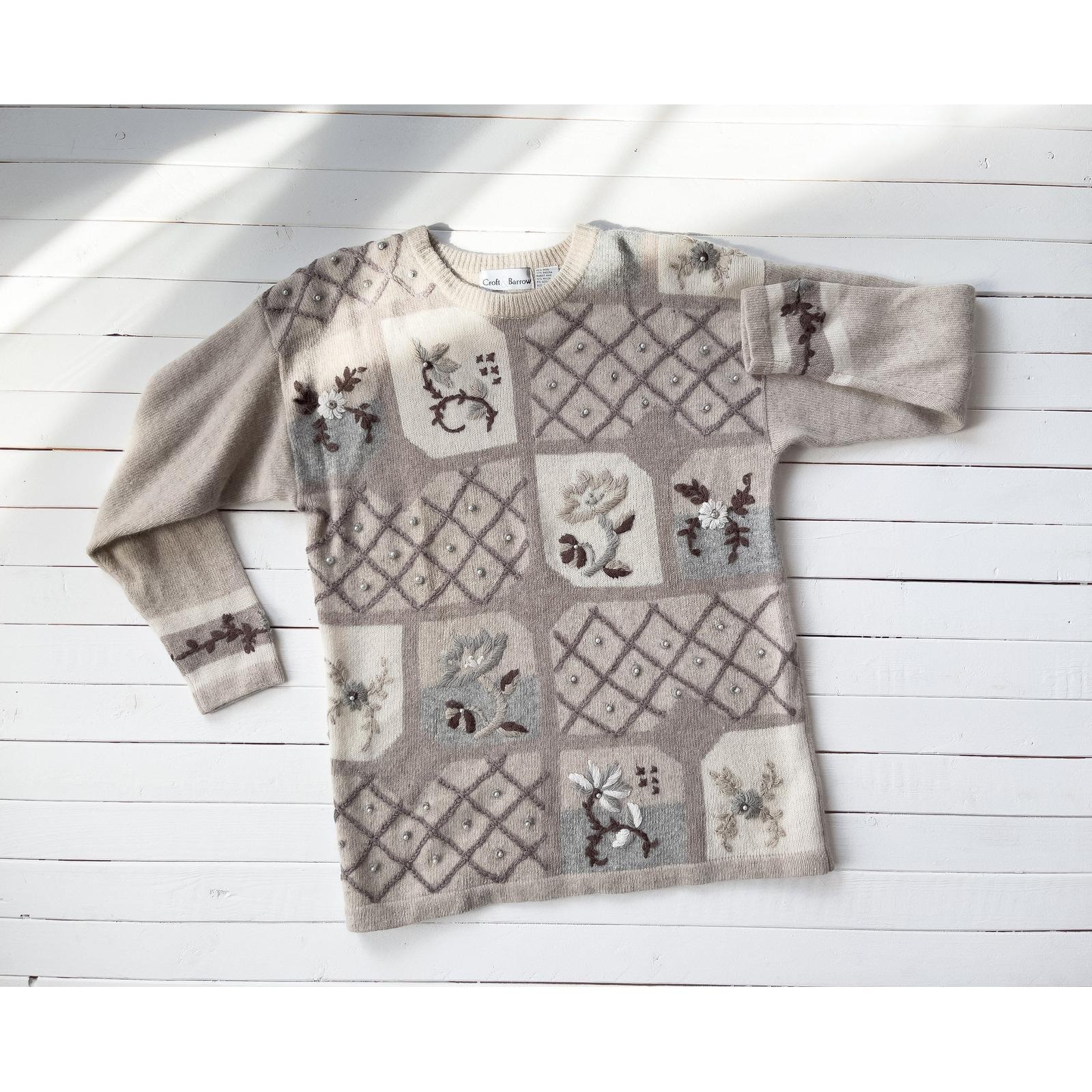 Vintage Beige Cream Floral Patchwork Wool Angora Embroidered Sweater